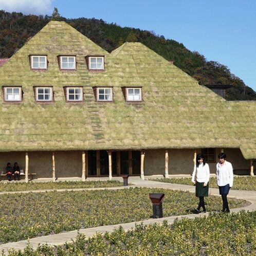 【休暇村】近江八幡の西館・東館の違い3選!口コミや日帰りランチ、温泉も!