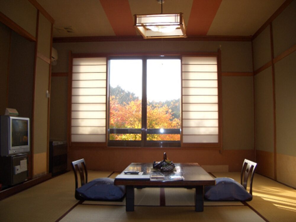 10月11月のカップル紅葉旅におすすめ!絶景の温泉旅館10選|北海道・関東甲信エリア