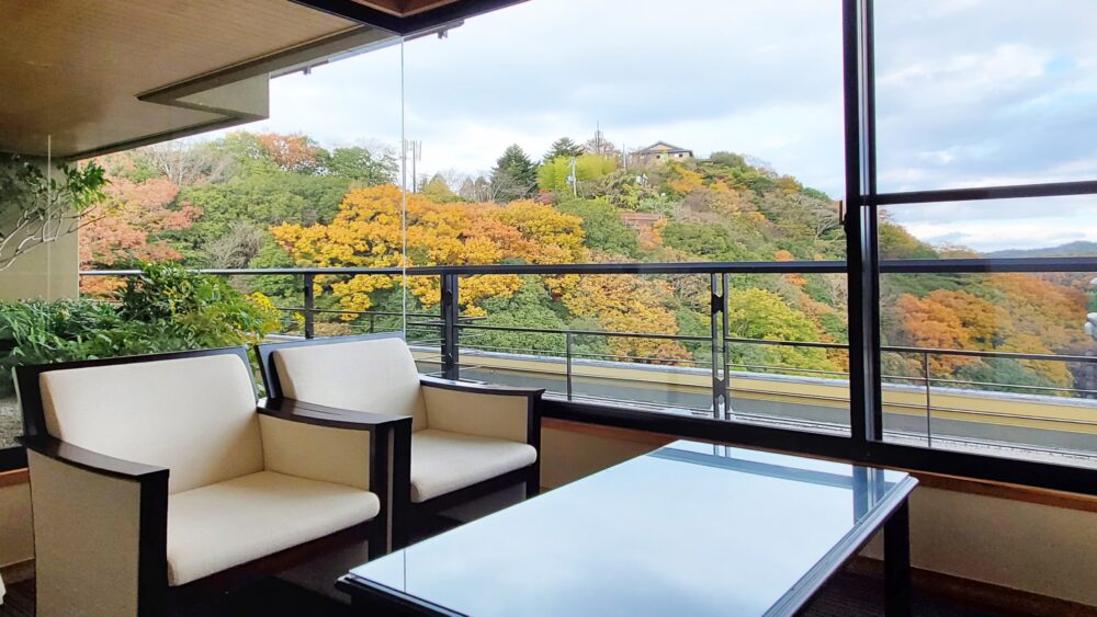 【2025年最新】有馬温泉の紅葉時期・見頃＆紅葉スポット近くの絶景宿7選