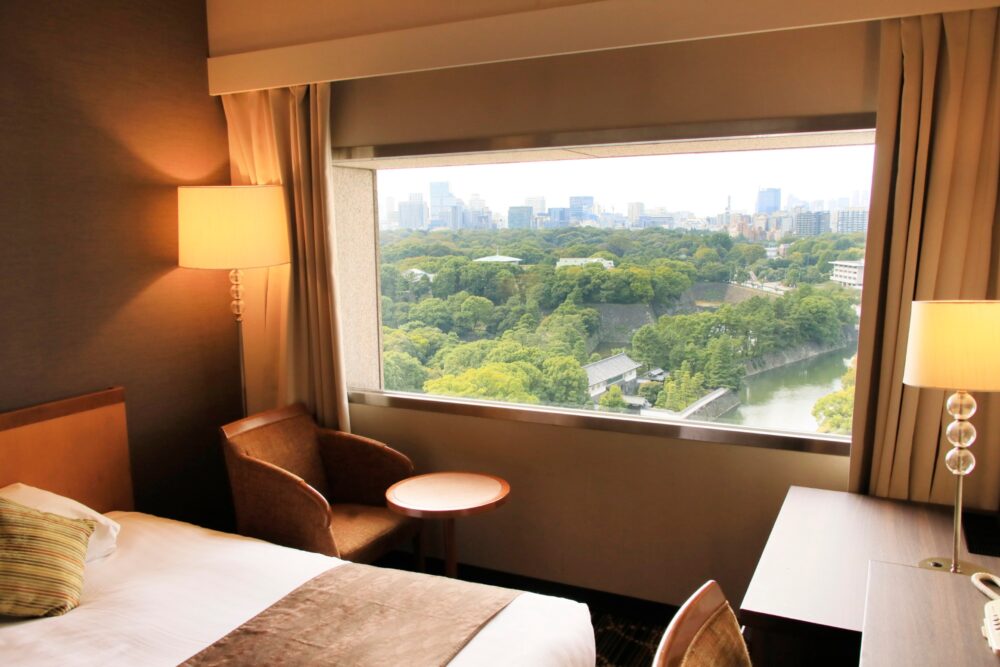 皇居が見える近くのホテルおすすめ7選|高級ホテルから手頃なお安いホテルまで