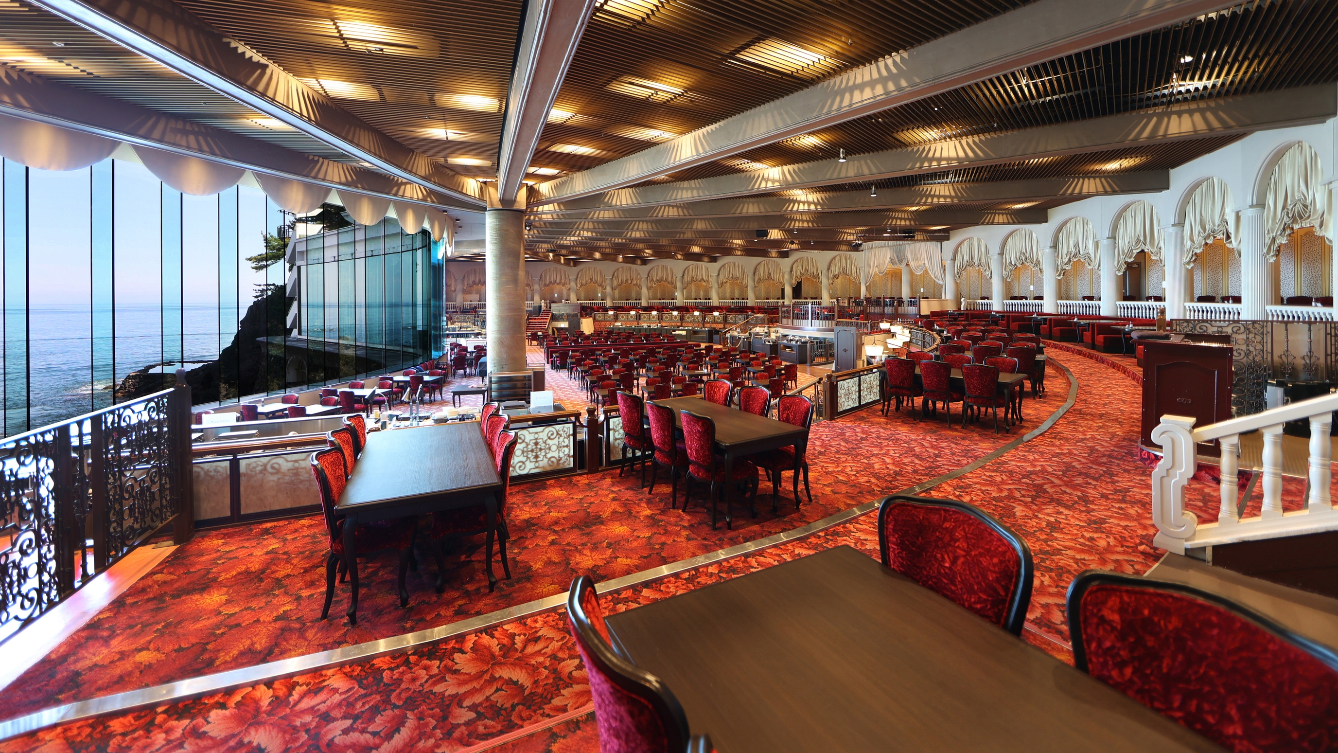 【2026年】熱海で海鮮食べ放題が本当にすごいホテル5選｜刺身・カニ・豪華バイキング