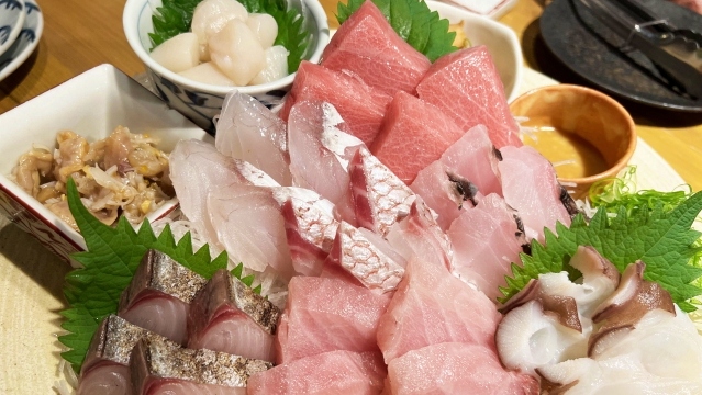 【2026】別府で海鮮食べ放題がすごいホテル4選｜カニなどの美食と温泉を楽しむ